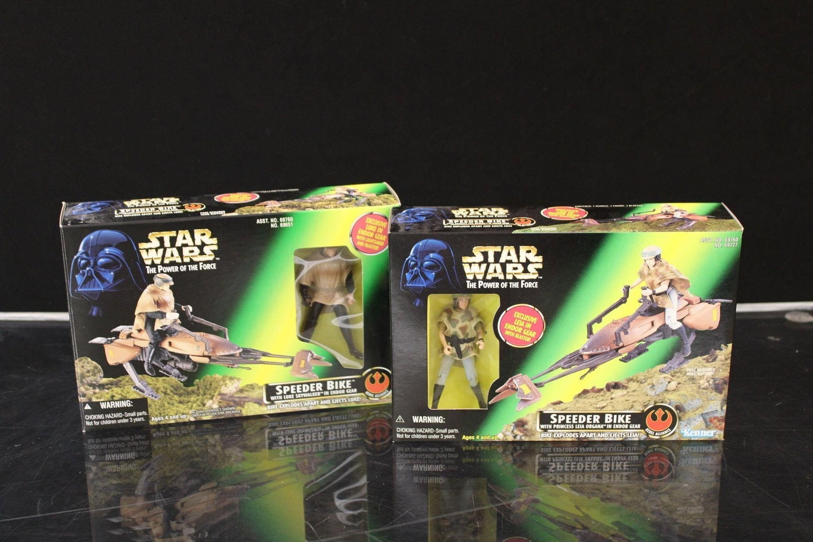 Star Wars Speeder Bikes Leia & Luke - Kenner 1995: These are Star Wars " The Power of the Force" Speeder Bikes - Kenner - NEW! 1995with Princess Leia Organawith Luke Skywalker