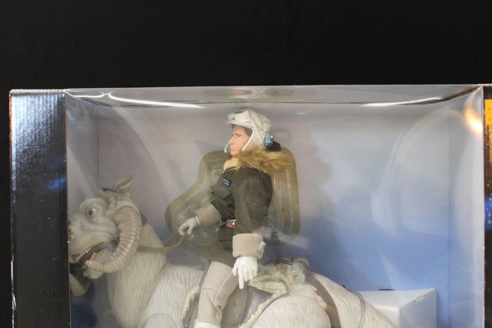 Star Wars HAN SOLO & TAUNTAUN 1997: Star Wars collectors series HAN SOLO and TAUNTAUN - 1997 Kenner product. NEW!