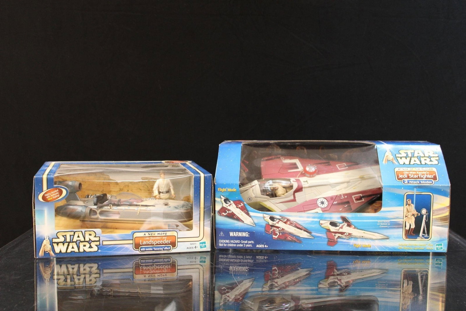 Star Wars Obi Wan Kenobi's Jedi Starfighter 2001: Hasbro's Star Wars Attack of the Clones Obi-Wan Kenobi's Jedi Starfighter w/ 2 Attack Modes & Luke Skywalker and Landspeeder ... New!