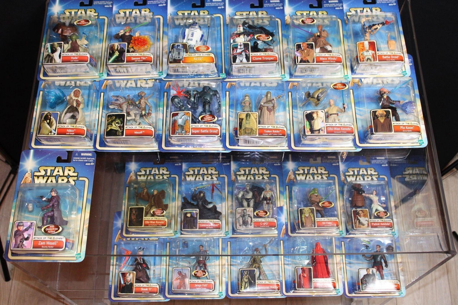Star Wars Attack of the Clones Action Figures: 23 Star Wars Attack of the Clones Action Figures - New/Sealed - Hasbro - See photos