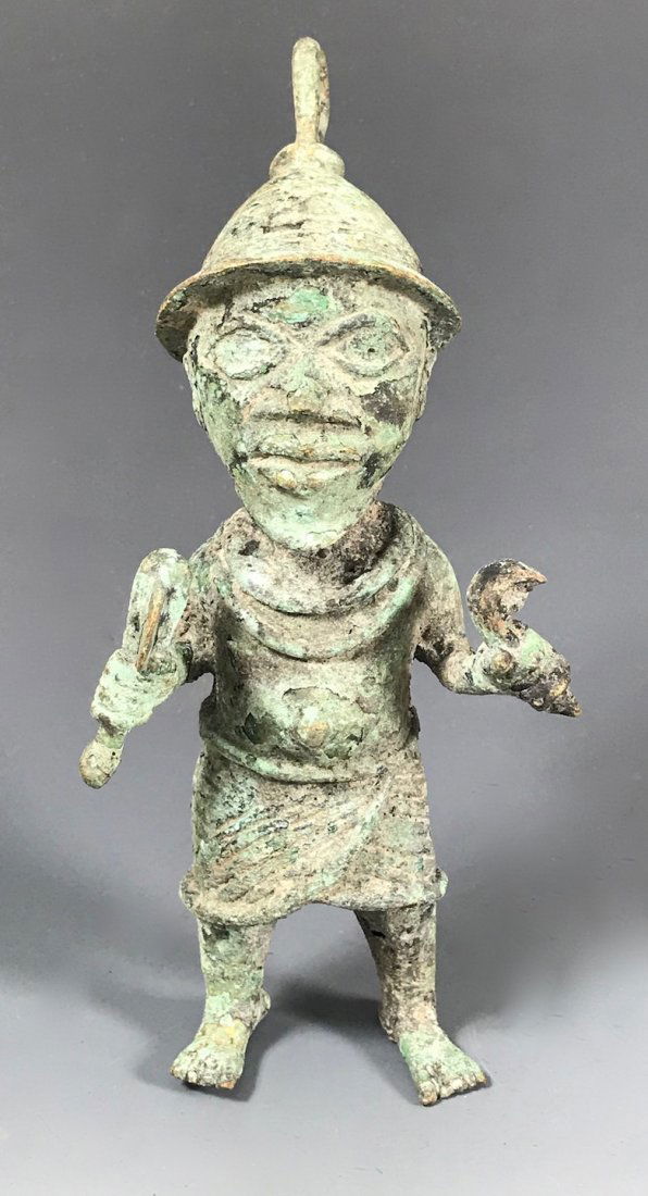 Benin Bronze Statue (1 of 6)