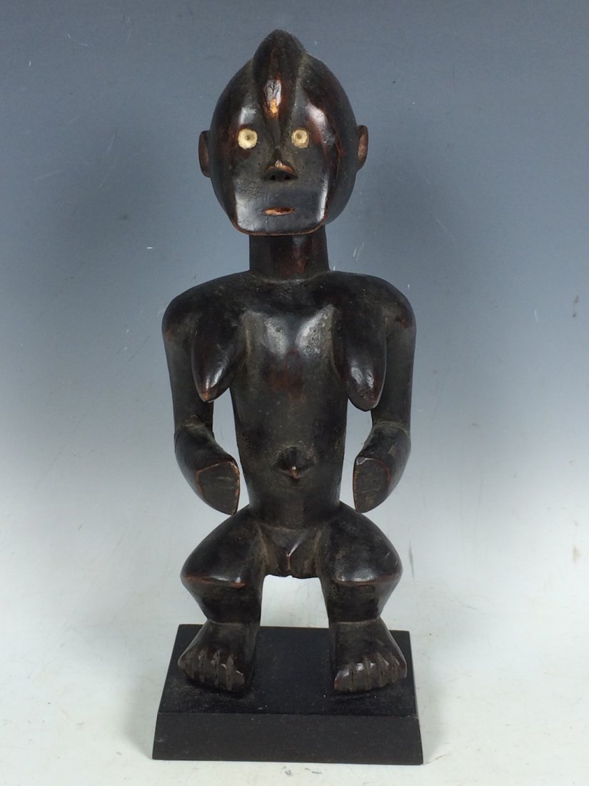 Fang Statue (1 of 5)