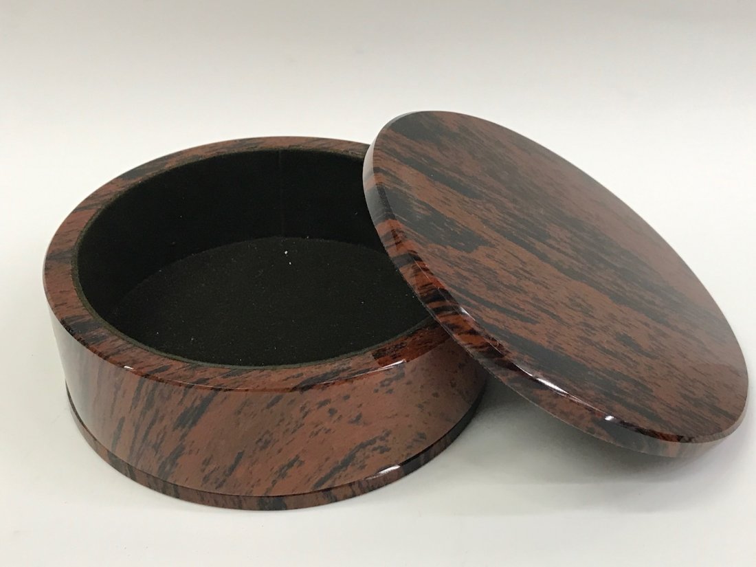 Carved Stone Round Jewelry box: Carved Stone Round Jewelery Box. The dimension 2 inches high x 45.25 inches wide. The packing and shipping cost with insurance for domestic is $35.00 flat rate shipping within the Continental US, the 