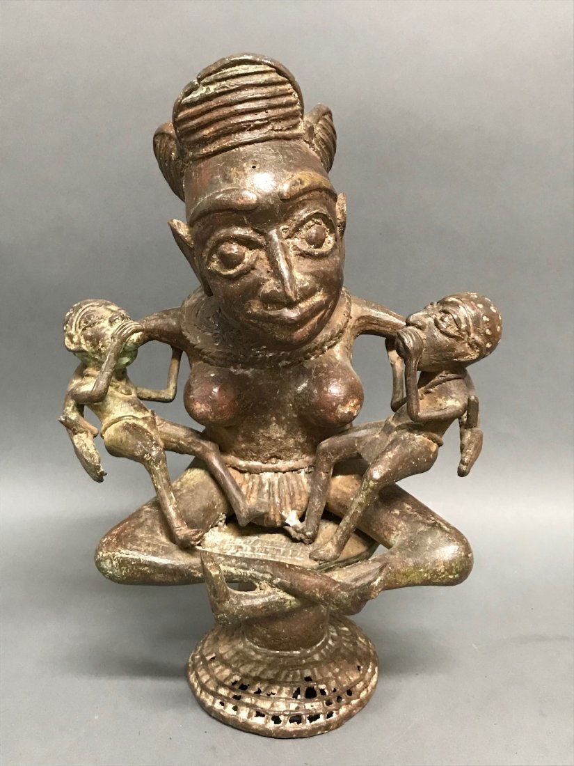 African Art Bronze Bamileke Maternity Sculpture (1 of 7)