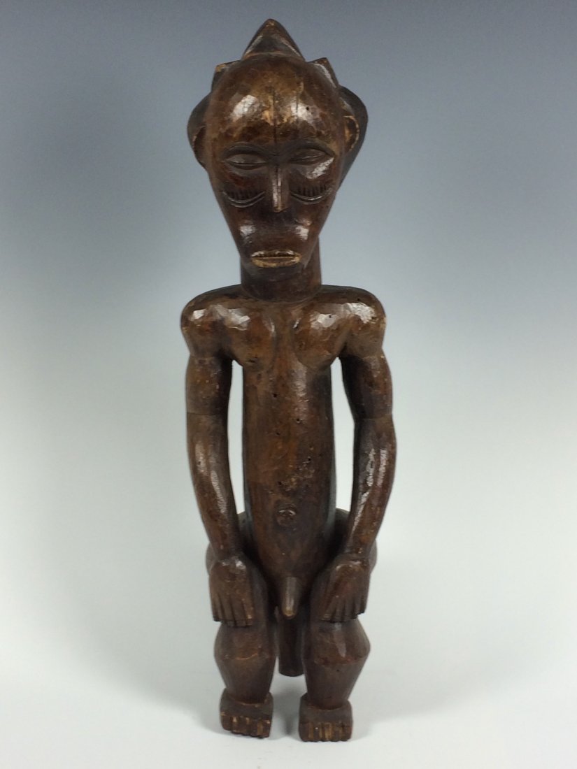 Fang Statue (1 of 5)