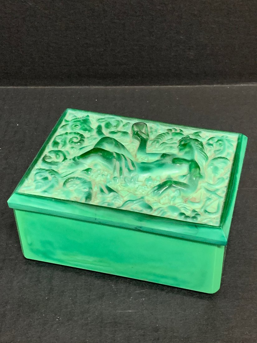 European Dark Green Art Glass Jewelry Box: European Dark Green Art Glass Jewelery Box. The dimension is 2 inches High x 6 inches Wide. The shipping cost for domestic is $25.00 flat rate shipping within the Continental US including handling, pa