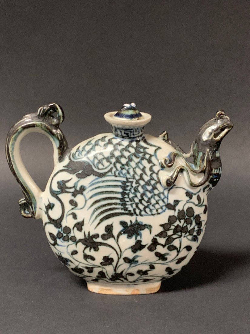 Blue And White Porcelain Teapot Auction