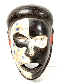 Bacongo Mask