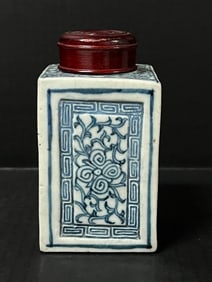 Blue and White Porcelain Tea Caddy