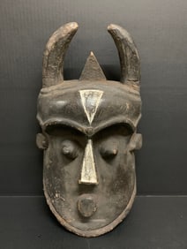 Luba Mask