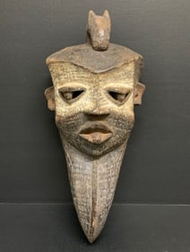 Pende Mask