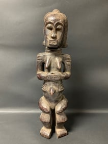 Fang Statue