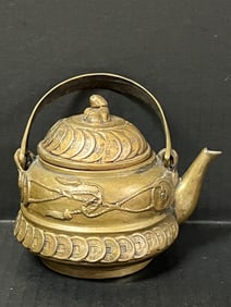 Chinese Art Bronze Teapot