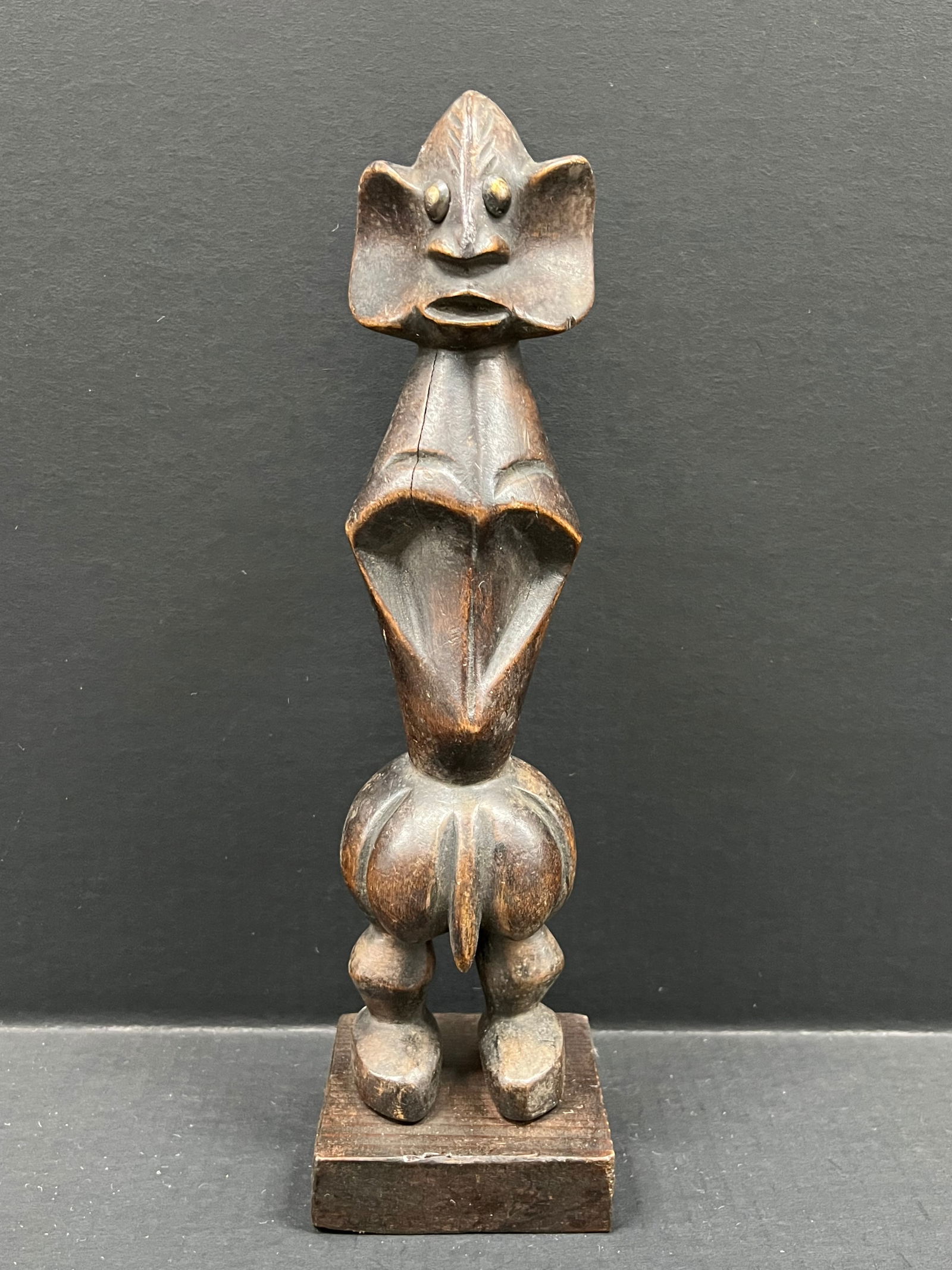 Kuba Statue (1 of 10)