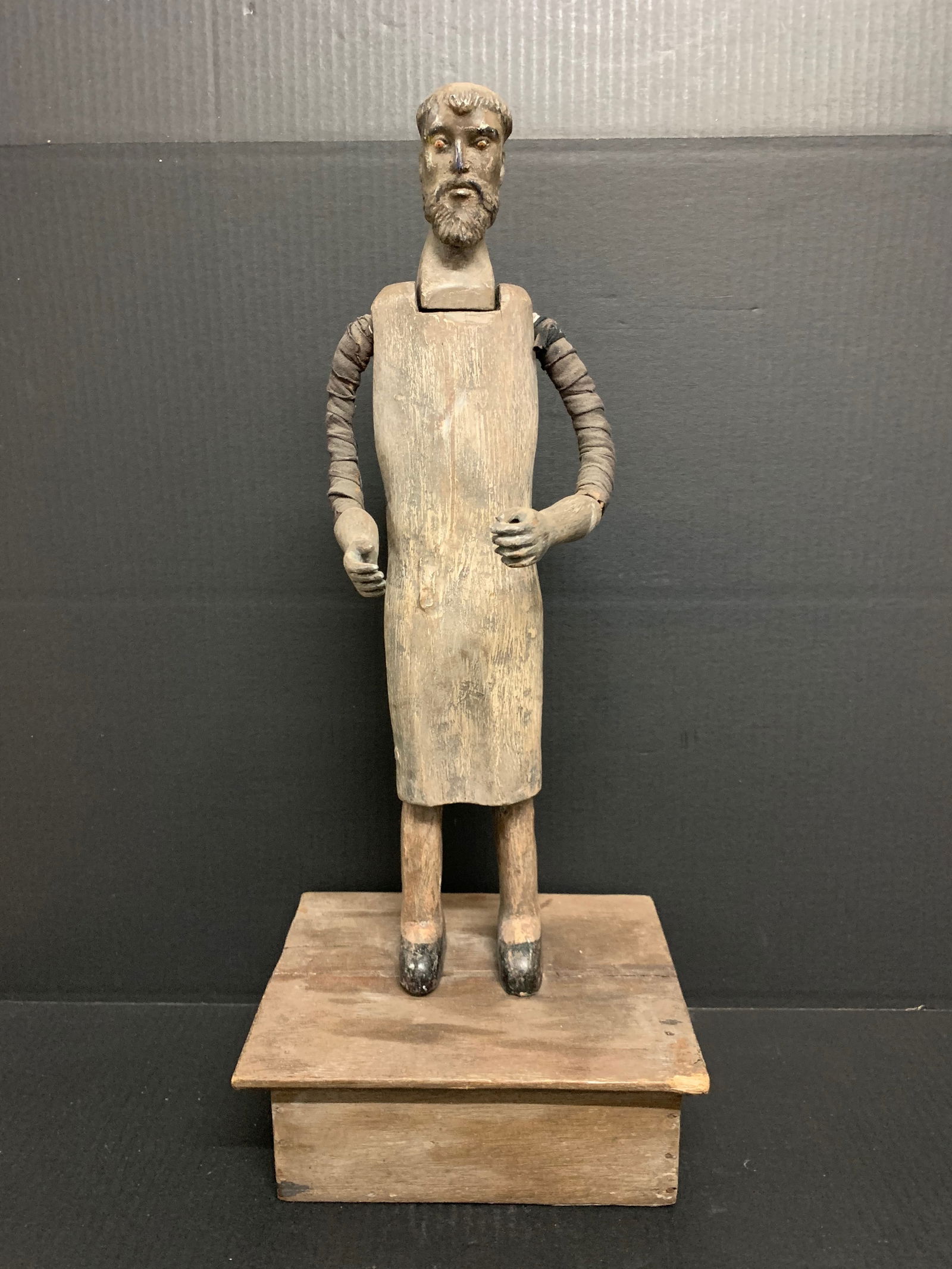 Male Mannequin Saint Statue (1 of 8)