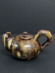Chinese Art Porcelain Teadust Tea Pot