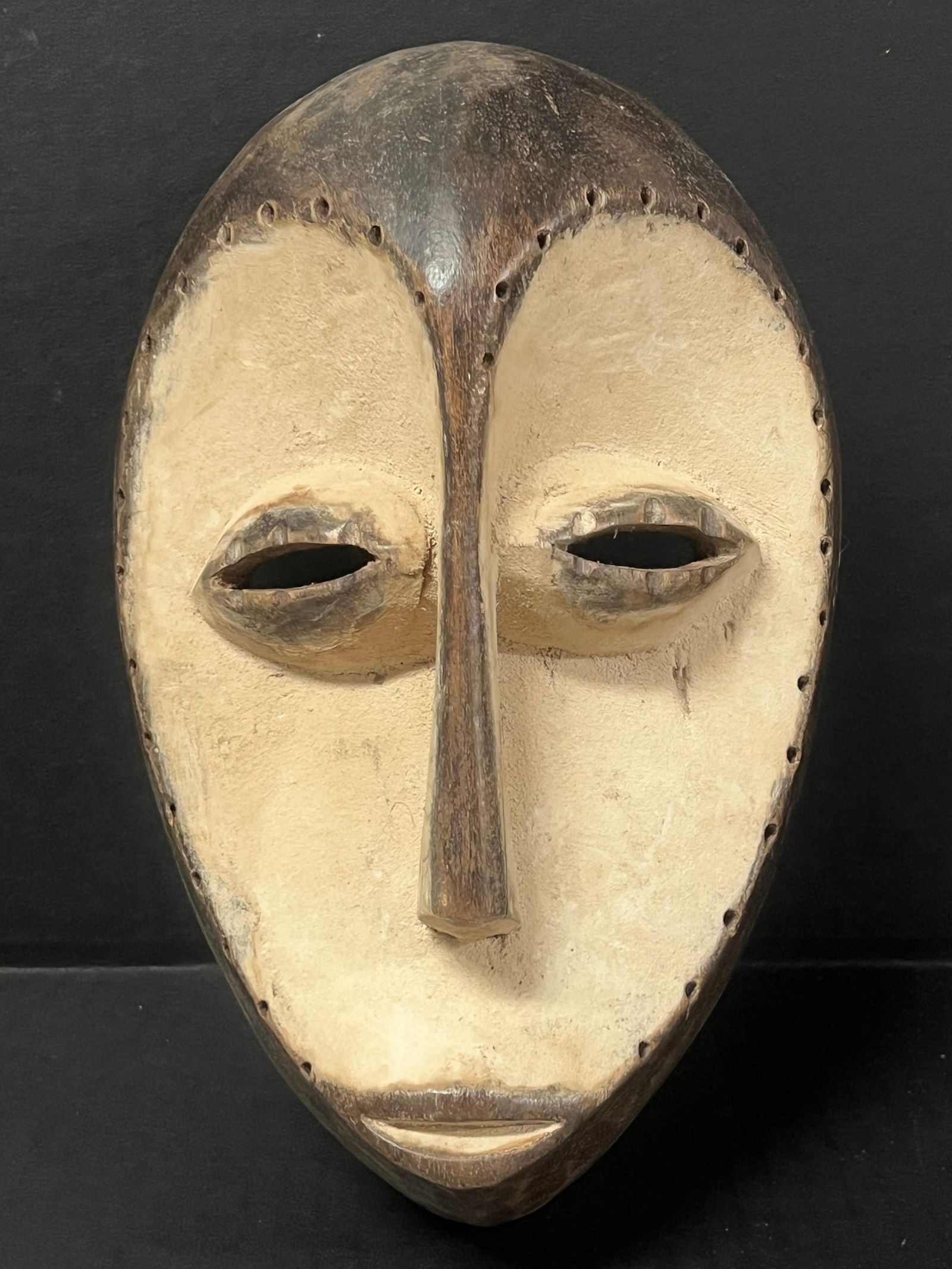 Carved Wood Lega Mask (1 of 6)