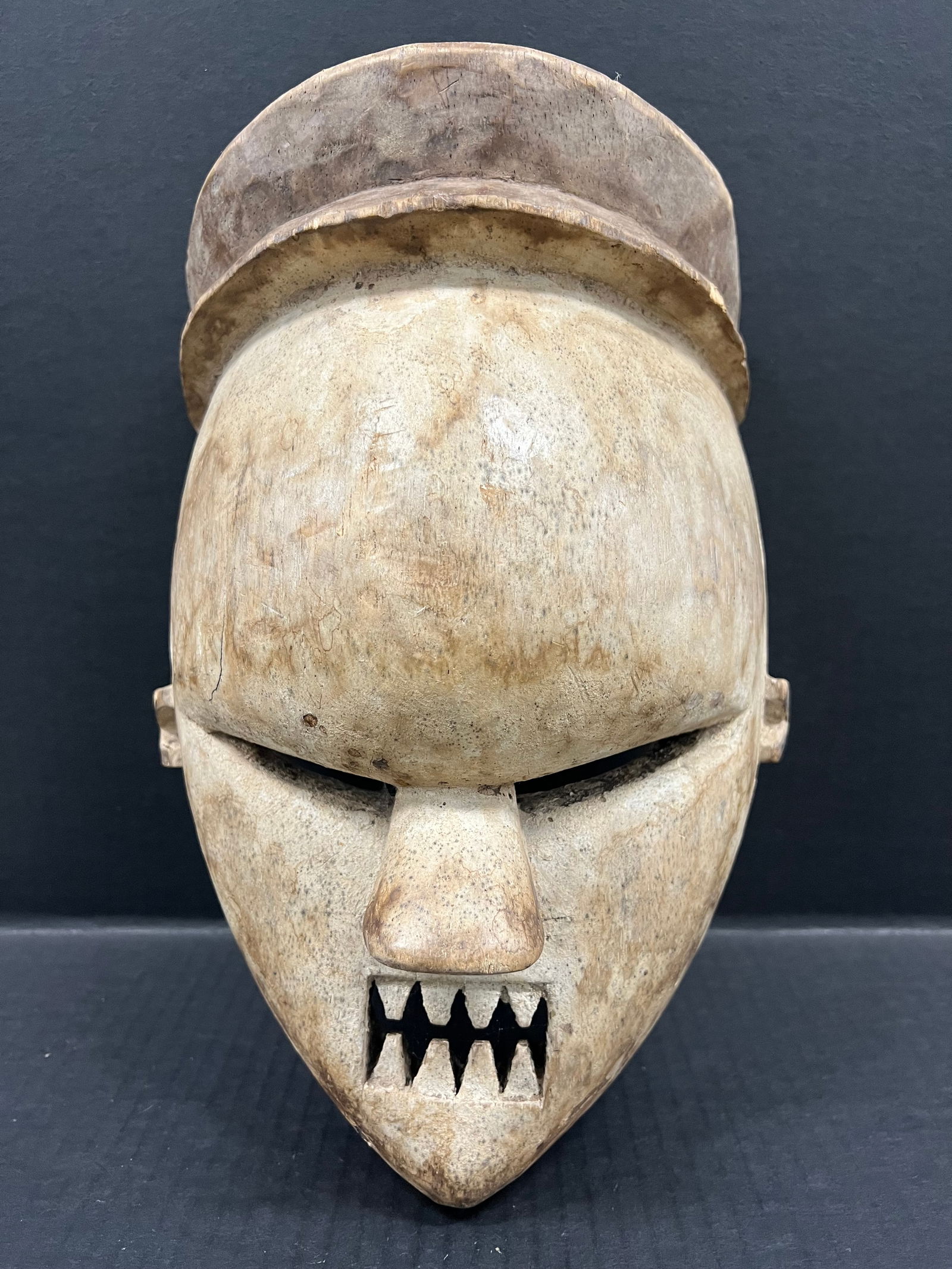 Salampaso Mask: African Tribal Art Carved Wood Salampaso Mask. The dimension is 12.5 inches high x 8.5 inches wide. Please be aware that some of the items are vintage, secondhand, old ages, antiques and may have a