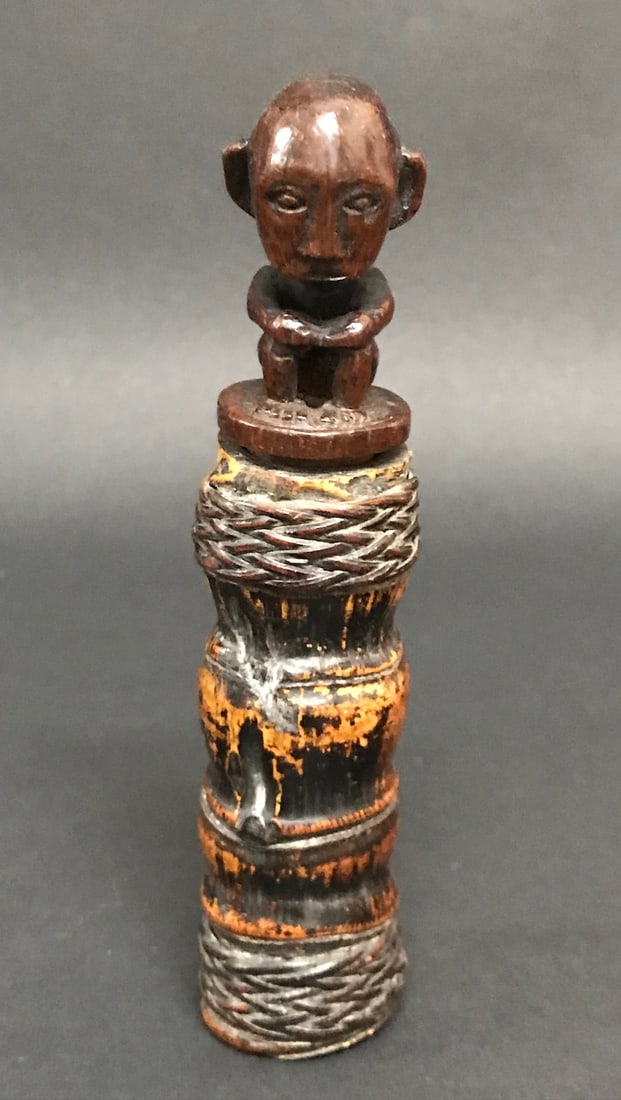 Philippine Tribal Art Ifugao Lime Container: Philippine Tribal Art Ifugao Carved Wood and Bone Lime Container. The dimension is 5 inches high x 1 inches wide. Please be aware that some of the items are vintage, secondhand, old ages, antiques