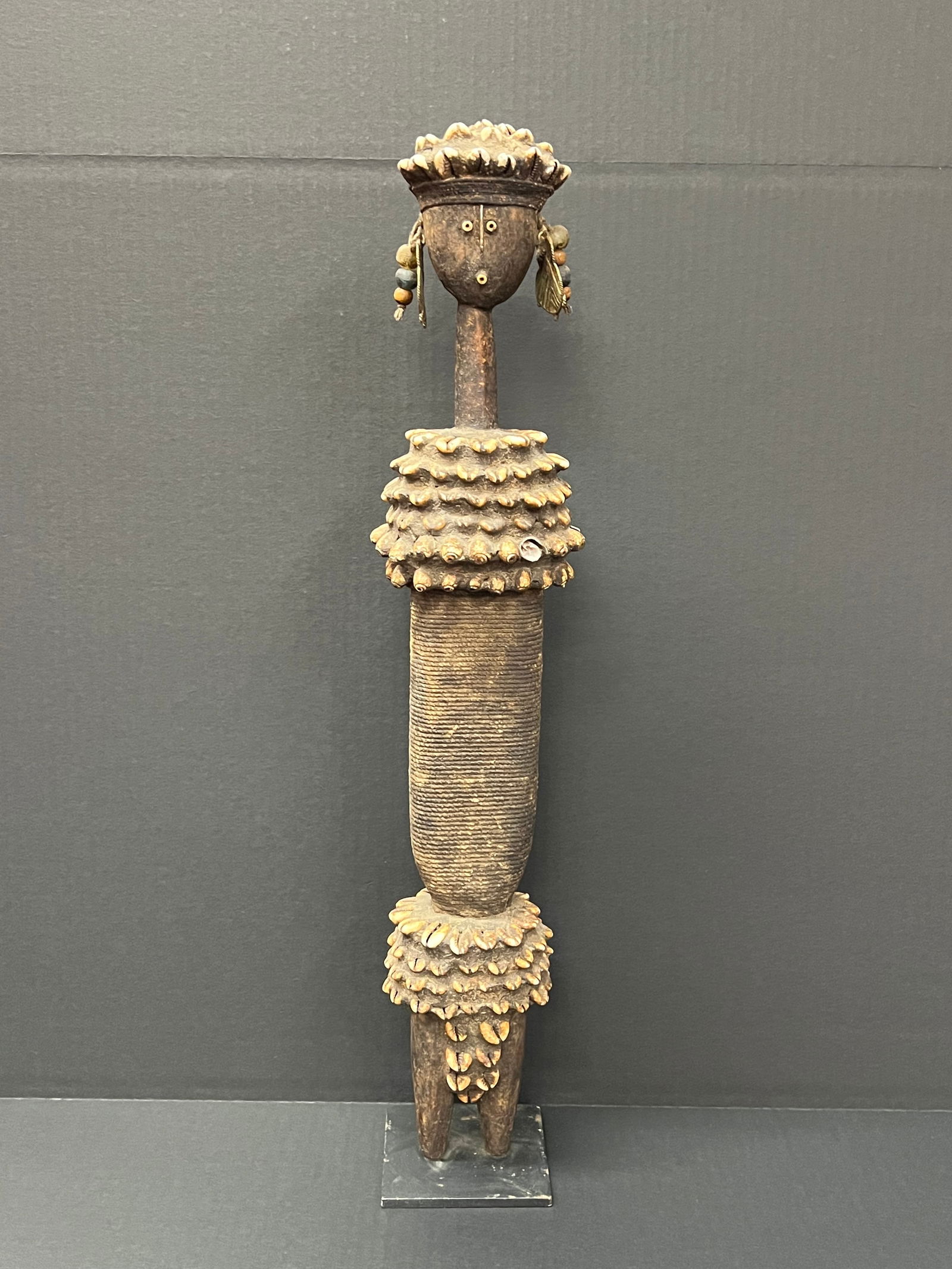 Mali Stick Doll: African Tribal Art Mali Stick Doll. The dimension is 24.5 inches high x 5 inches wide. Please be aware that some of the items are vintage, secondhand, old ages, antiques and may have a defects or