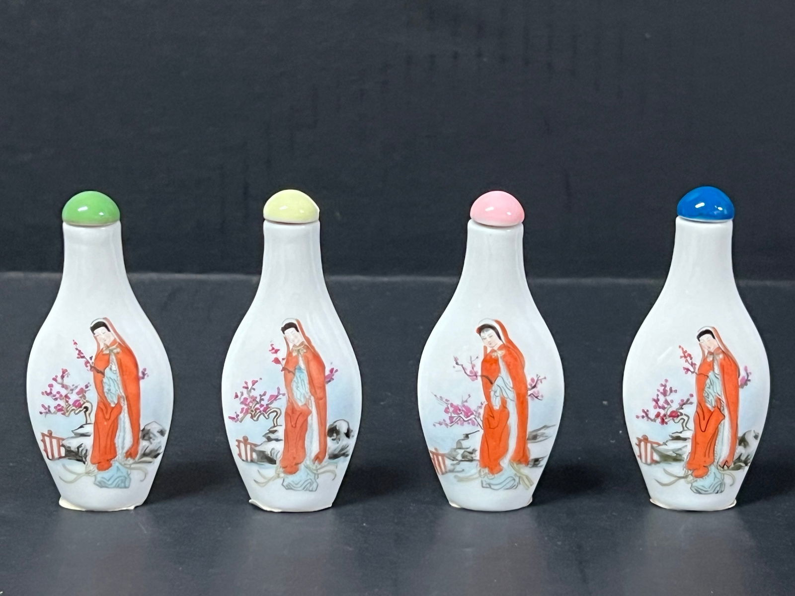 Porcelain Snuff Bottle 4 pieces (1 of 6)