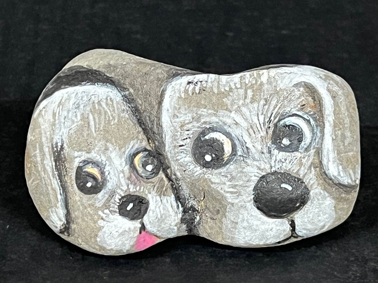 Hand Painted Unique Dogs River Rock Stone Art Paperweight Sculpture: Japanese Art Hand Painted Unique Dogs River Rock Stone Art Paperweight Sculpture. The dimension is 2 inches high x 1.75 inches depth x 3 inches wide. Please be aware that some of the items are