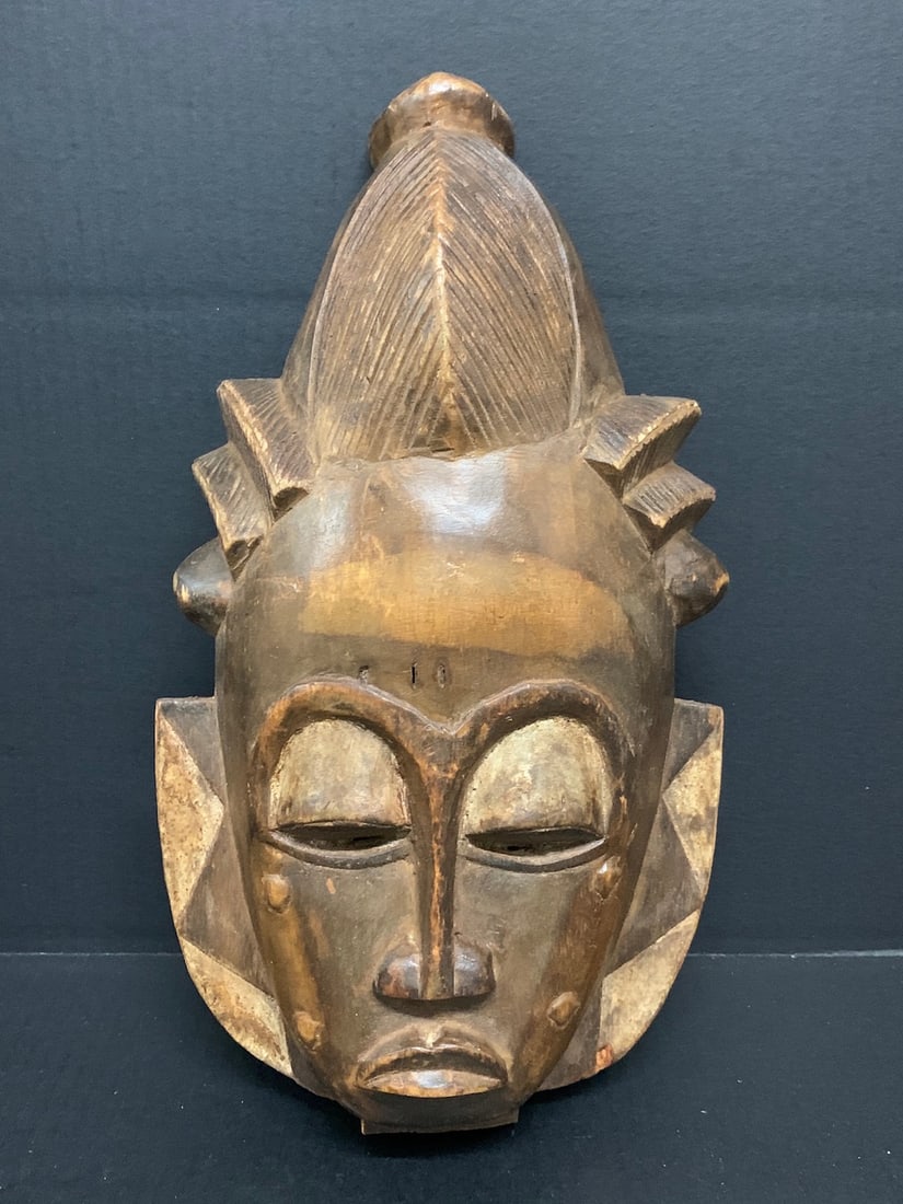 Baule Mask (1 of 6)