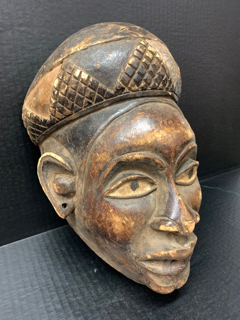 Bacongo Mask - 2