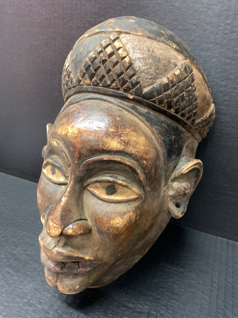 Bacongo Mask - 3