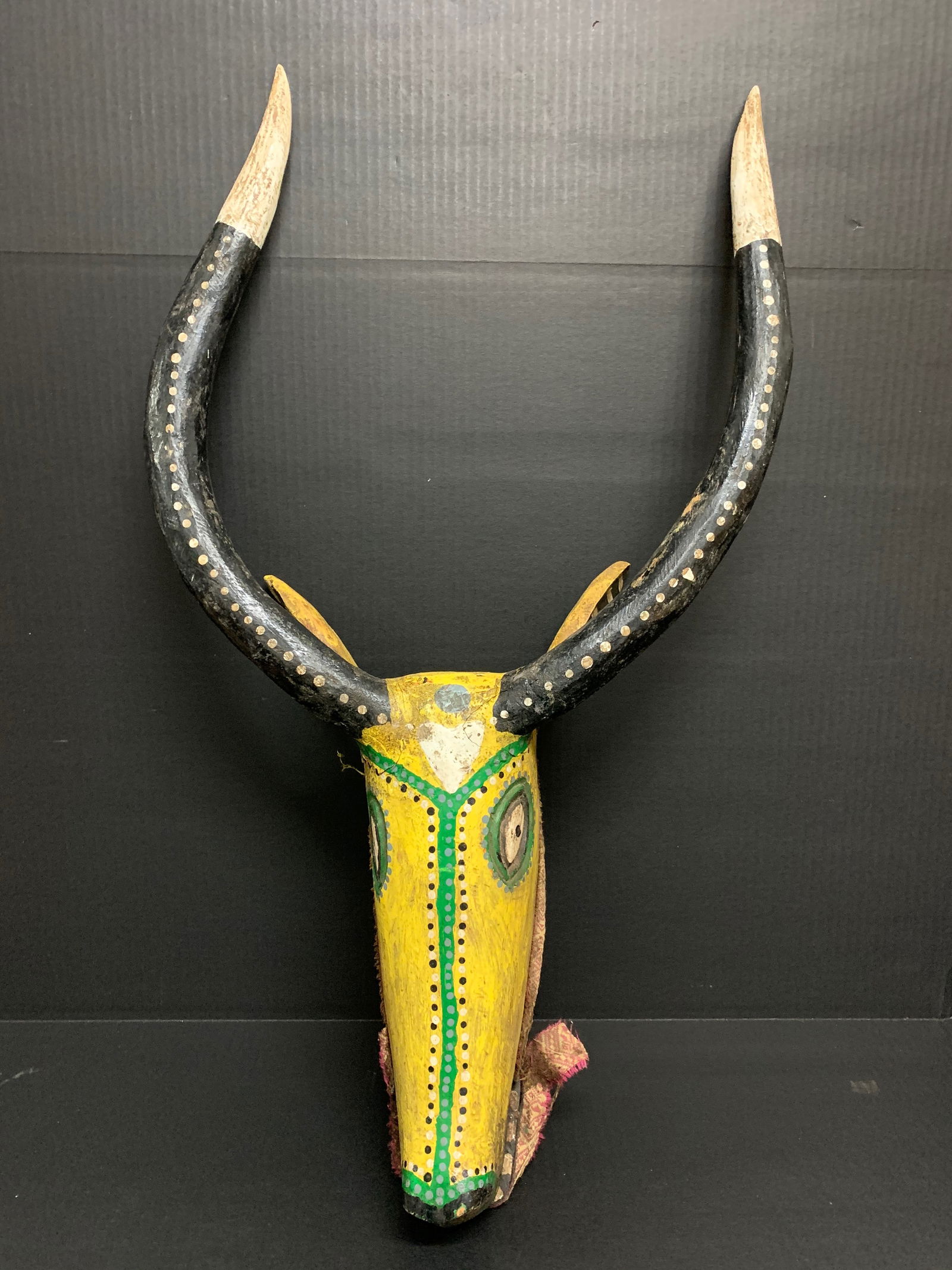 Bamana Bozo Antelope Marionette Puppet Mask: African Tribal Art Carved Wood Bamana Bozo Antelop[e Marionette Puppet Mask. The dimension is 32 inches high x 18 inches wide. Please be aware that some of the items are vintage, secondhand, old