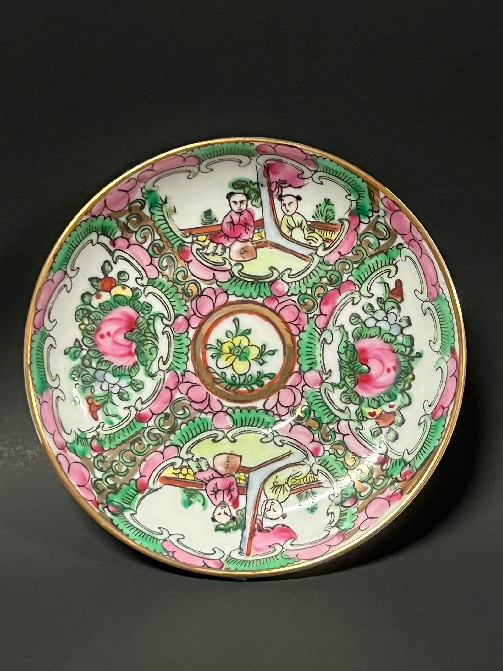 Famille Rose Porcelain Plate: Chinese Art Famille Rose Porcelain Plate. The dimension is 6 inches high x 6 inches wide. Please be aware that some of the items are vintage, secondhand, old ages, antiques and may have a defects or
