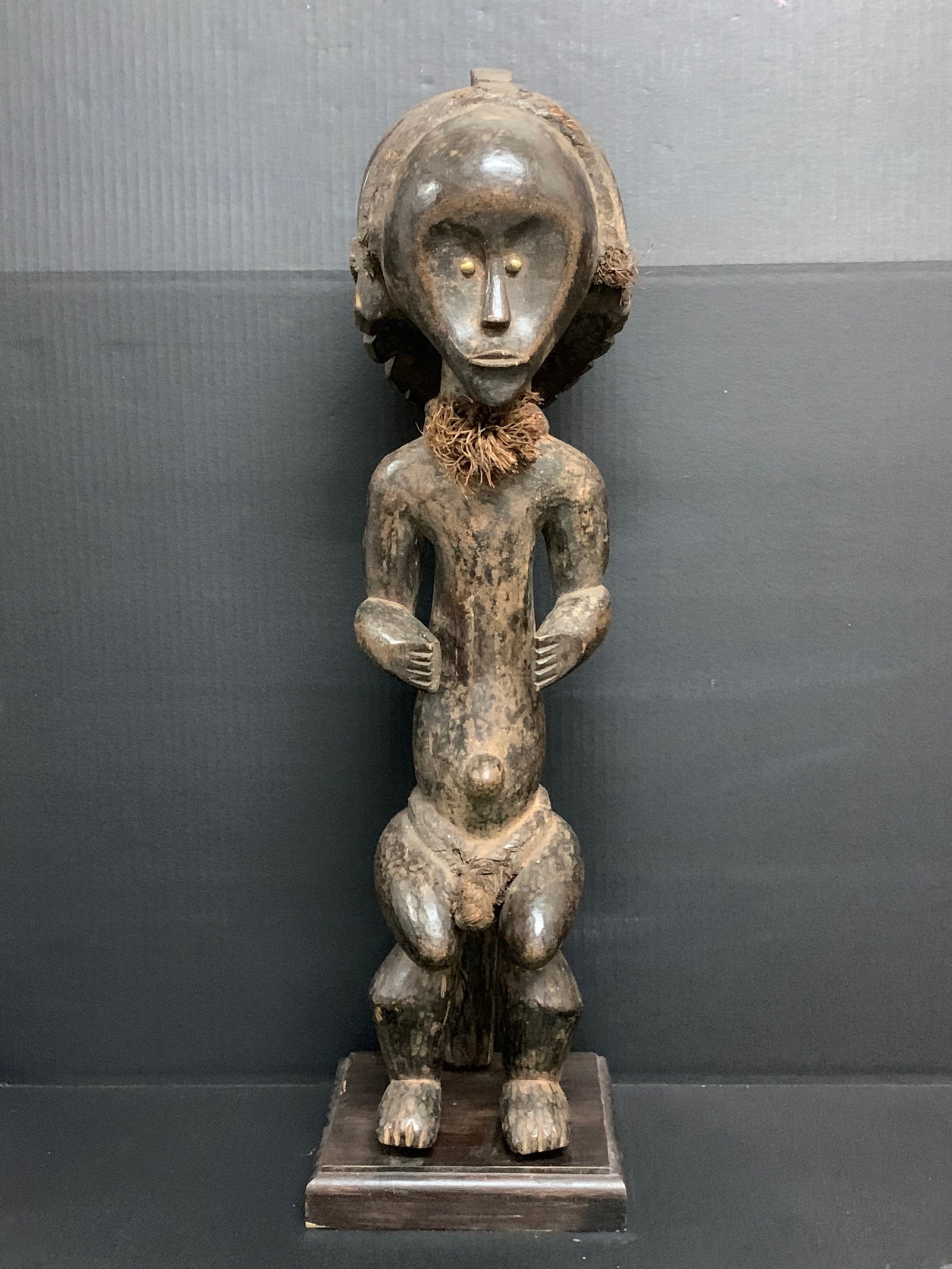 Carved Wood Fang Statue with Display Stand (1 of 10)