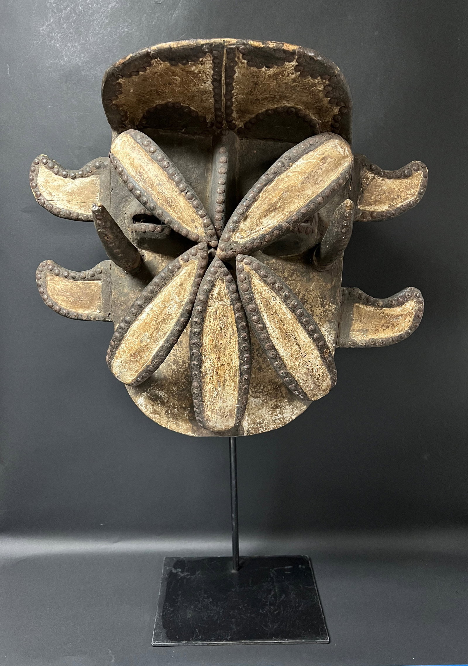 Very Large Carved Wood Bete Mask with Display Stand: African Tribal Art Very Large Carved Wood Bete Mask with Display Stand. The dimension is 34.5 inches high x 22 inches wide. Please be aware that some of the items are vintage, secondhand, old ages, an