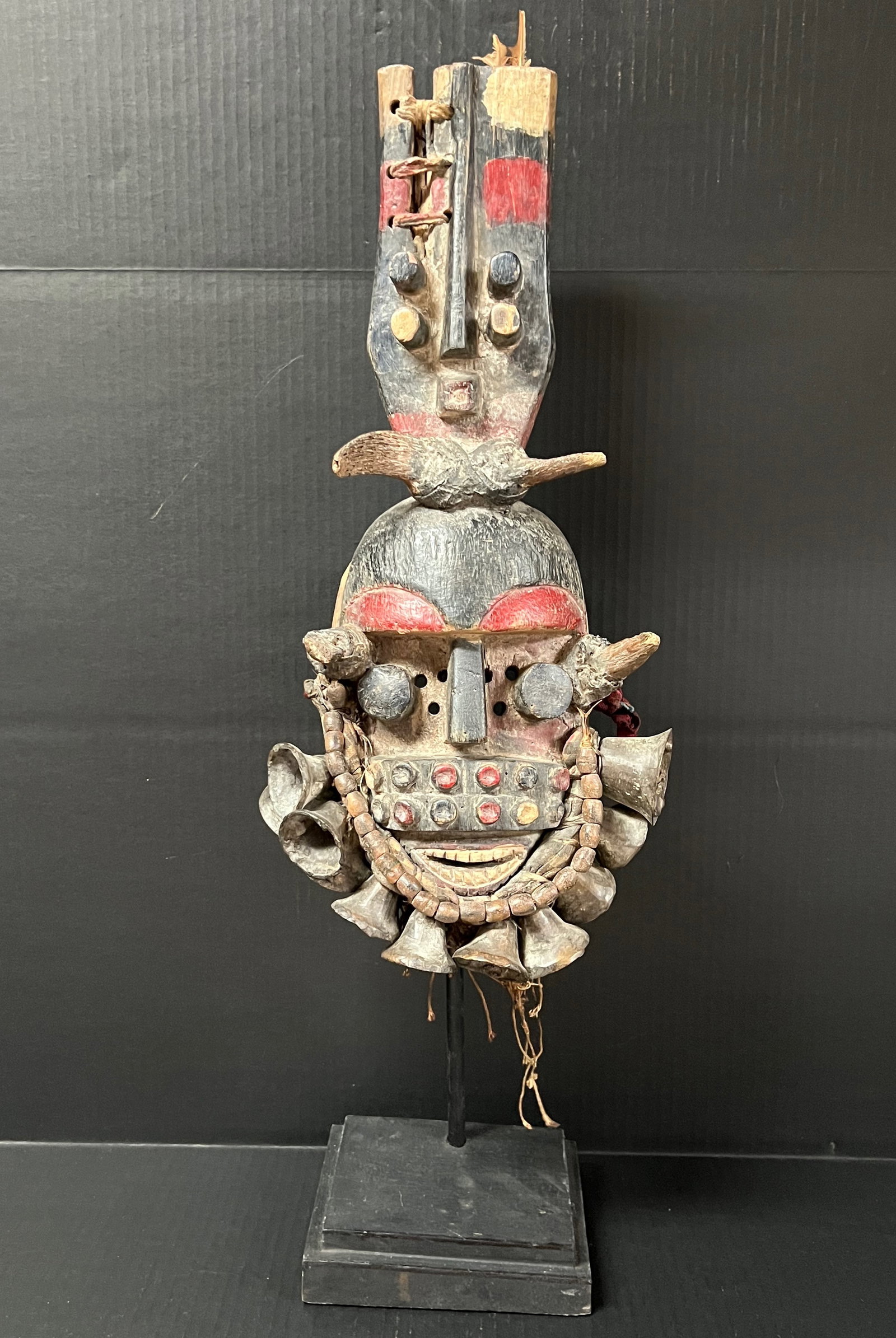 Large Carved Wood Dan Grebo Mask with Display Stand (1 of 10)