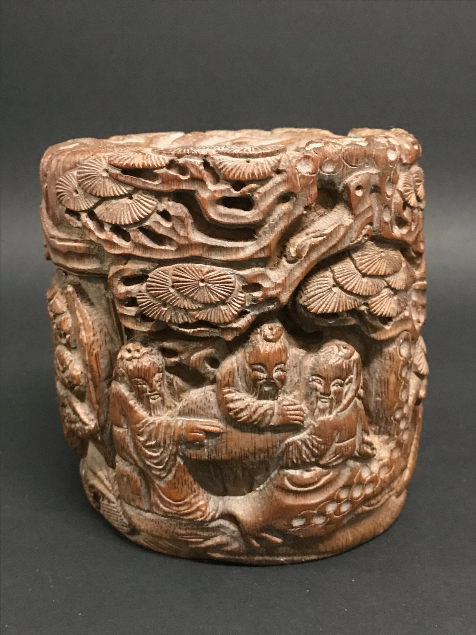 Vintage Chinese Art Carved Bamboo Brushpot: Vintage Chinese Art Carved Bamboo Brushpot. The dimension is 5 inches high x 4.5 inches wide. Please be aware that some of the items are vintage, secondhand, old ages, antiques and may have a defects 
