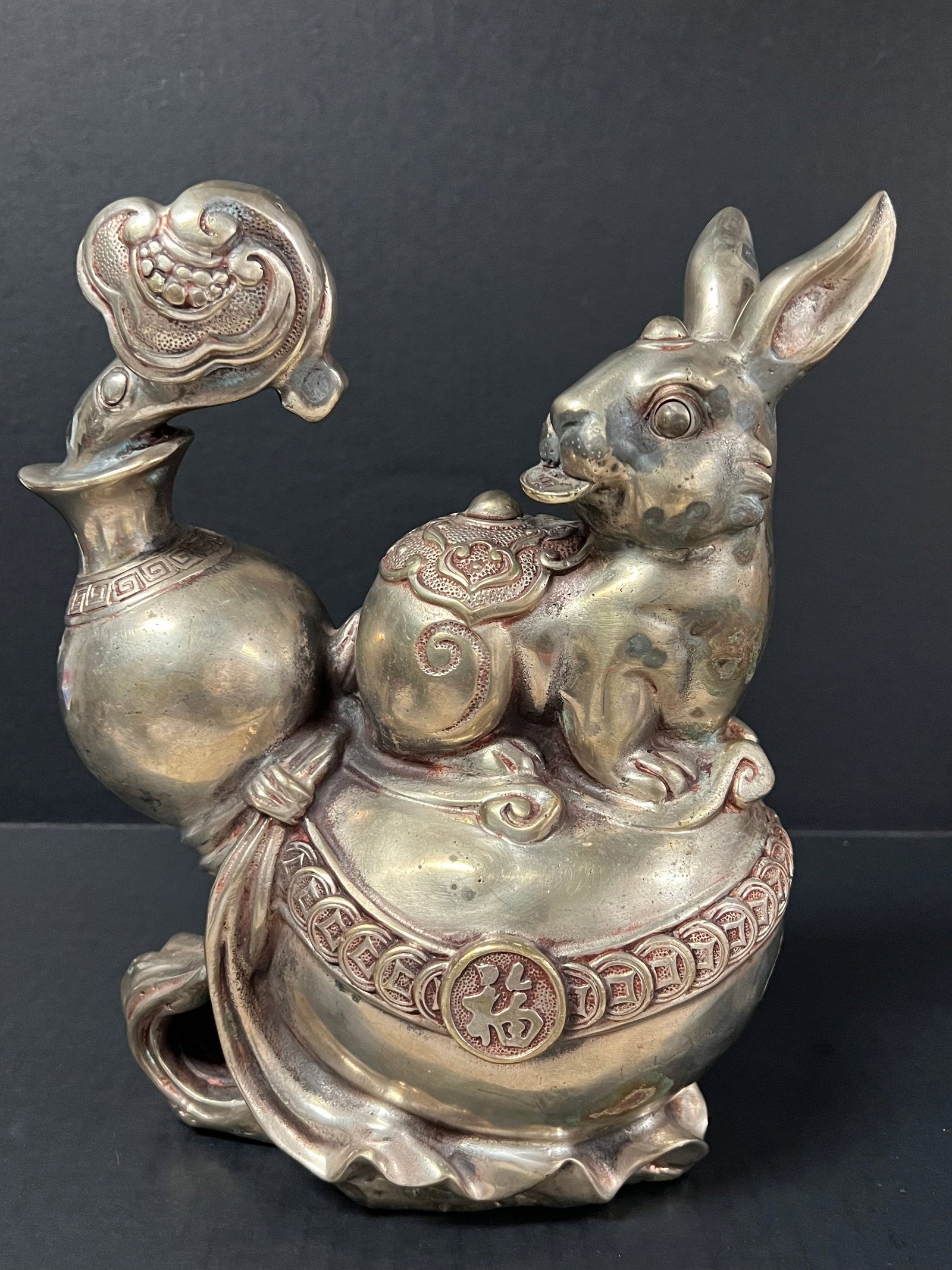 Chinese Art Silver Gilt Bronze Metal Lucky Charm Rabbit Sculpture: Chinese Art Silver Gilt Bronze Metal Lucky Charm Rabbit Sculpture. The dimension is 10.5 inches high x 8 inches wide. Please be aware that some of the items are vintage, secondhand, old ages, antiques