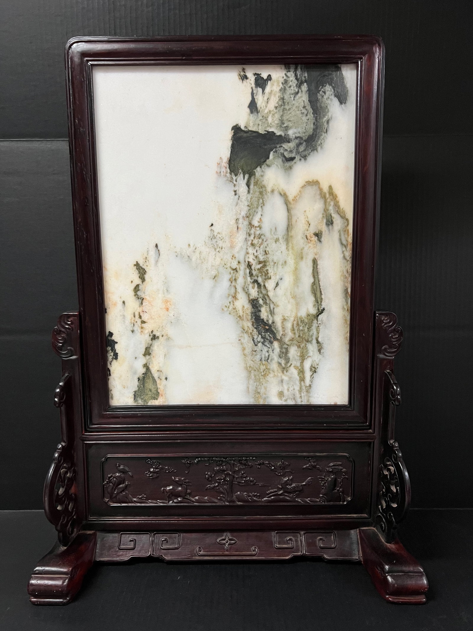Chinese Art Table Screen Wood Panel and Dream Stone: Chinese Art Table Screen Wood Panel and Dream Stone. The dimension is 27.75 inches high x 19.5 inches wide. Please be aware that some of the items are vintage, secondhand, old ages, antiques and may h