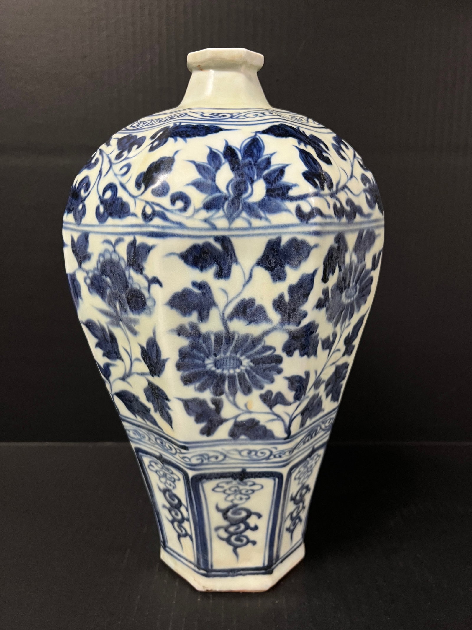 A Porcelain Blue and White Mei Ping Vase: Chinese Art Porcelain Blue and White Mei Ping Vase. The dimension is 13 inches high x 8 inches wide. Please be aware that some of the items are vintage, secondhand, old ages, antiques and may have a d