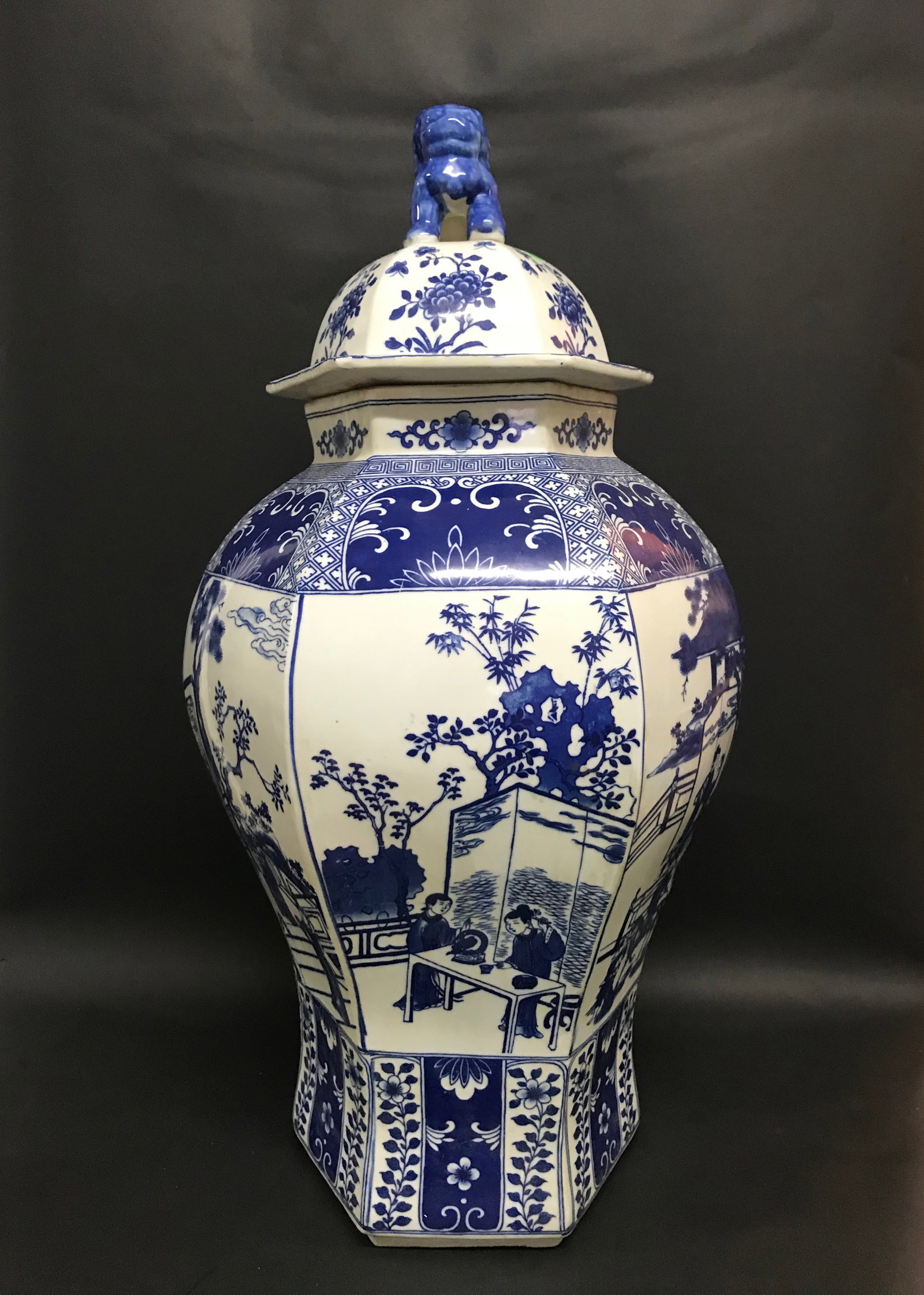 Chinese Art Blue and White Temple Jar (1 of 10)