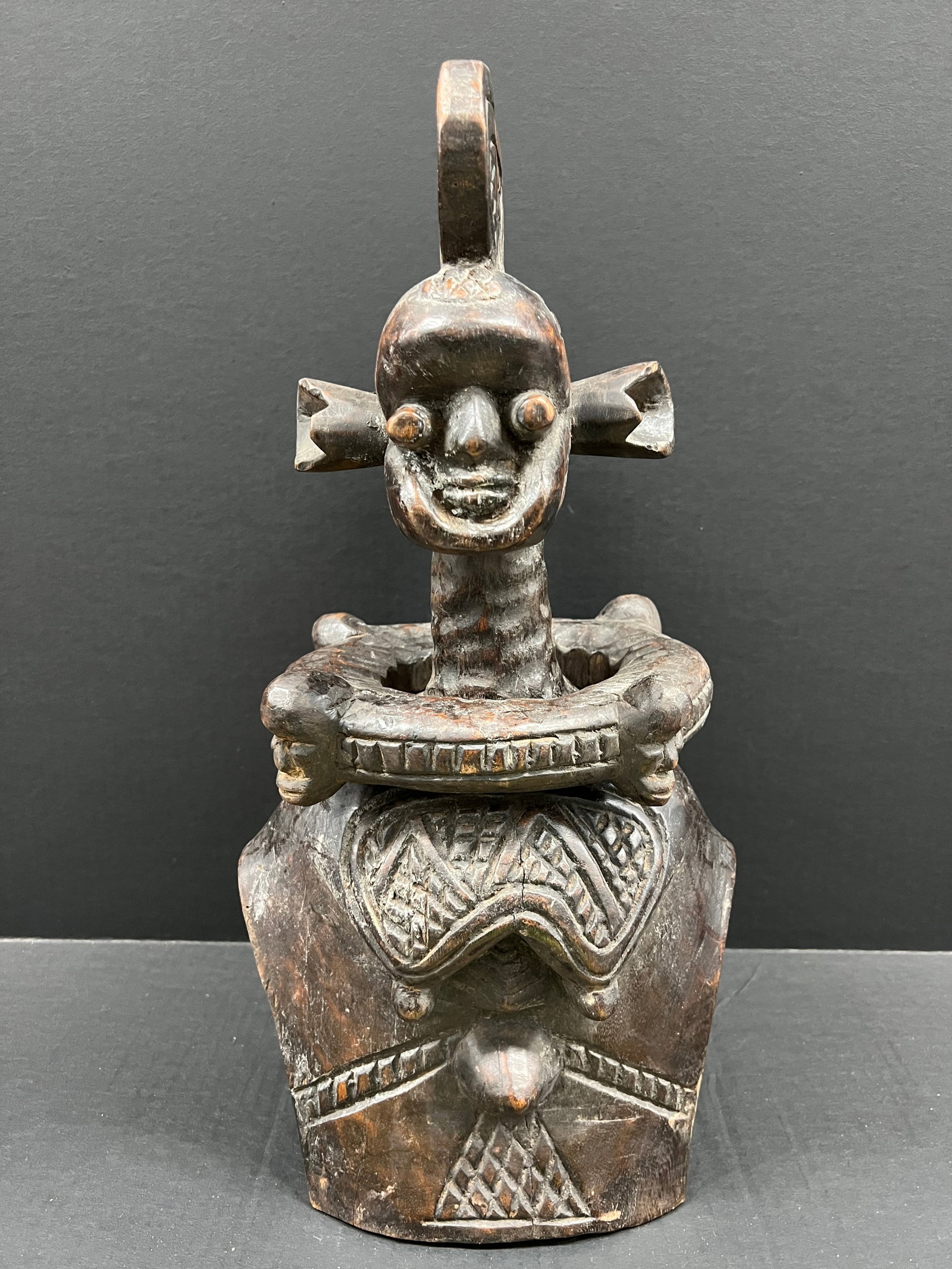 Carved Wood Baga Statue: African Tribal Art Carved Wood Baga Statue. The dimension is 19 inches high x 10 inches wide. Please be aware that some of the items are vintage, secondhand, old ages, antiques and may have a defects
