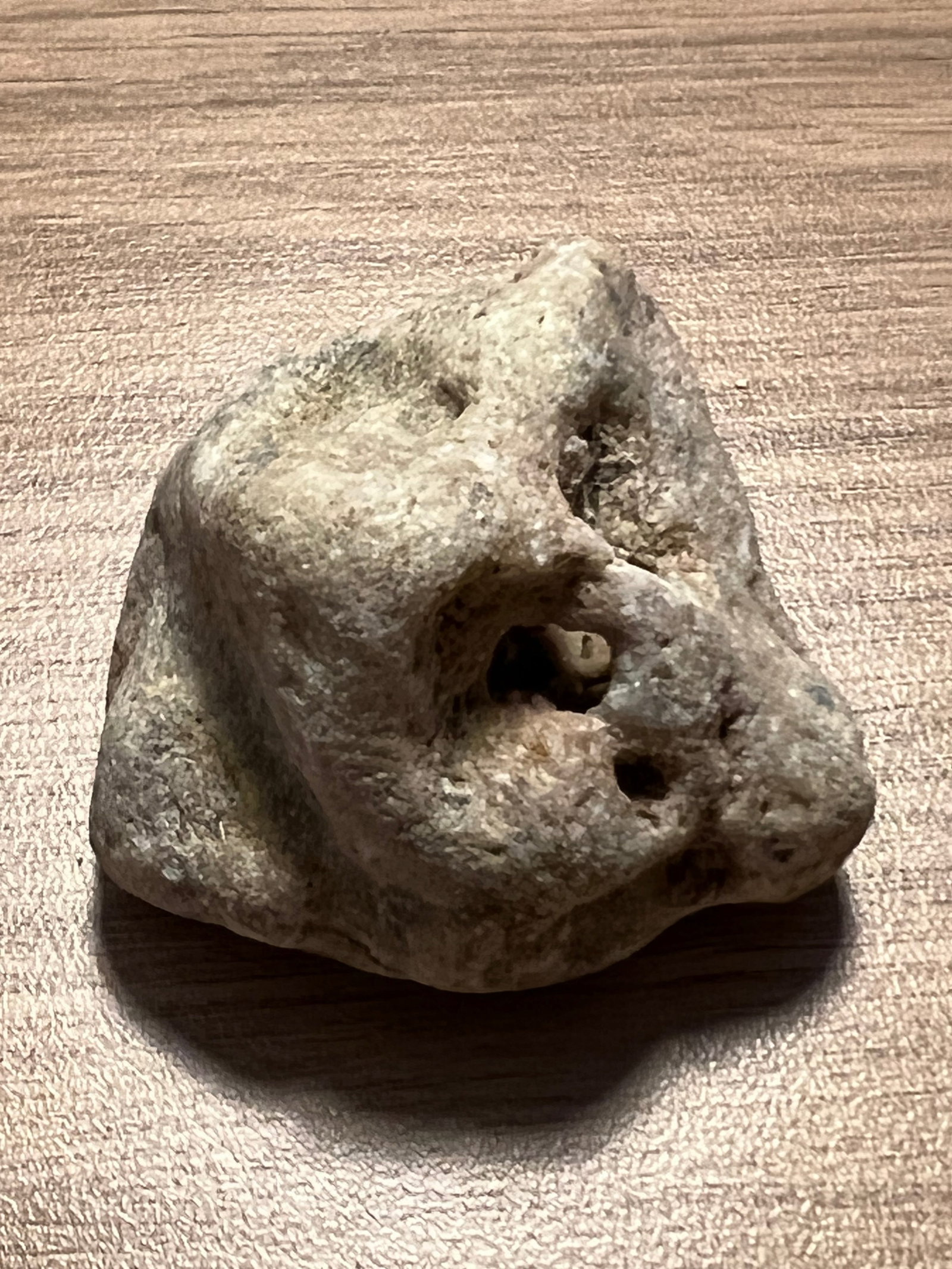 Naturally Form Ocean Beach Tumbled Stone or Rock: Naturall Form Ocean Beach Tumbled Stone or Rock. The dimension is 2 inches high x 2 inches wide. Please be aware that some of the items are vintage, secondhand, old ages, antiques and may have a