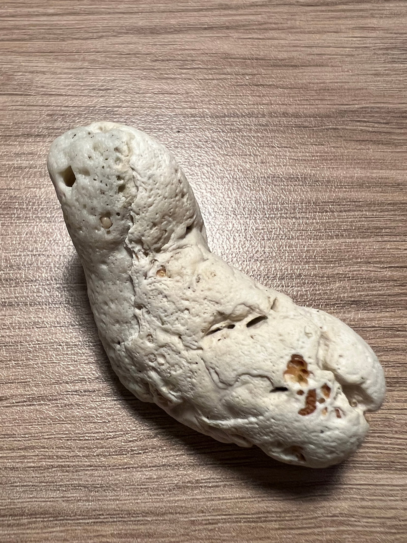 Naturally Form Ocean Beach Tumbled Stone or Rock: Naturall Form Ocean Beach Tumbled Stone or Rock. The dimension is 2 inches high x 2 inches wide. Please be aware that some of the items are vintage, secondhand, old ages, antiques and may have a defec