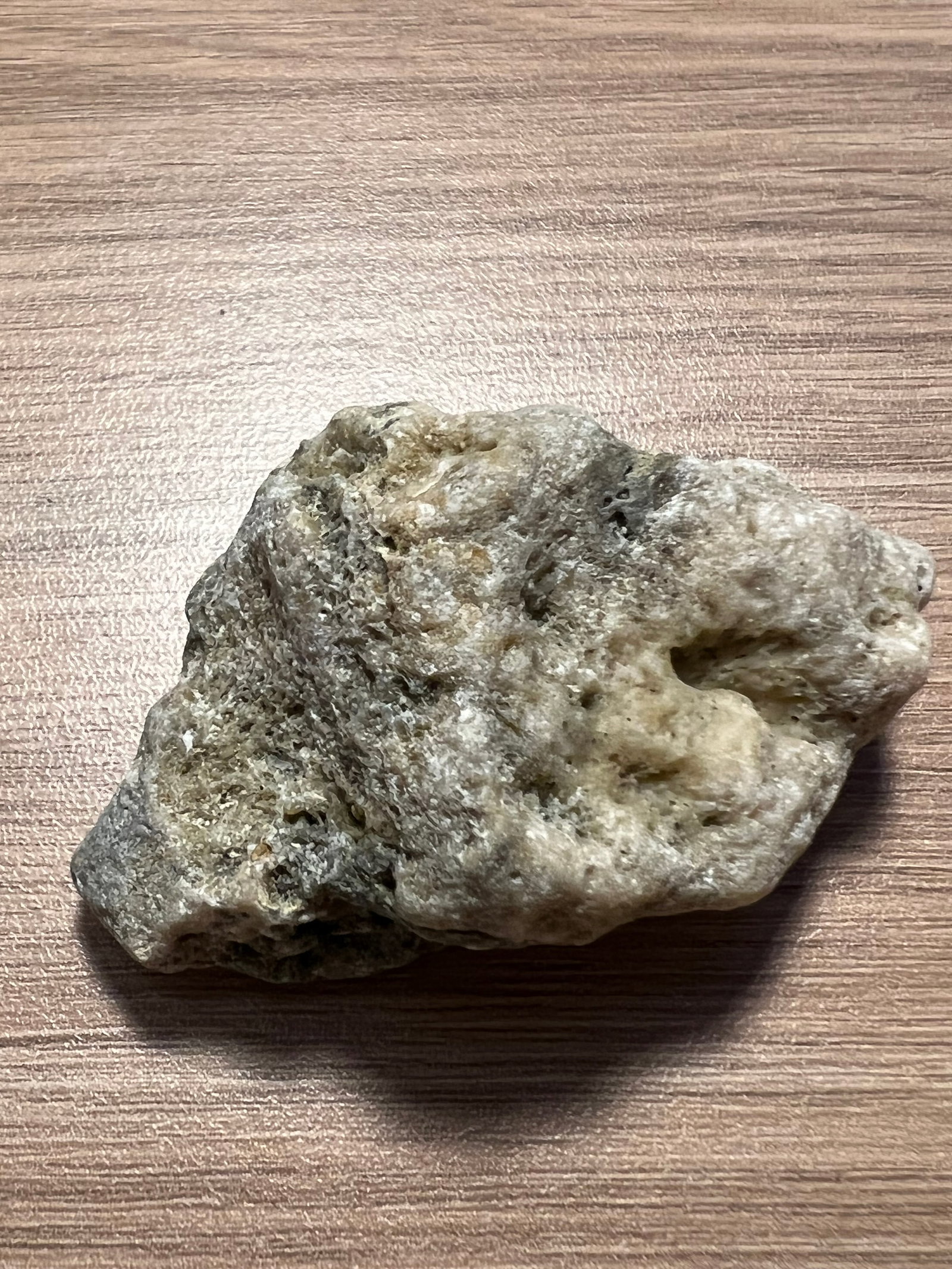 Naturally Form Ocean Beach Tumbled Stone or Rock: Naturall Form Ocean Beach Tumbled Stone or Rock. The dimension is 2 inches high x 2 inches wide. Please be aware that some of the items are vintage, secondhand, old ages, antiques and may have a