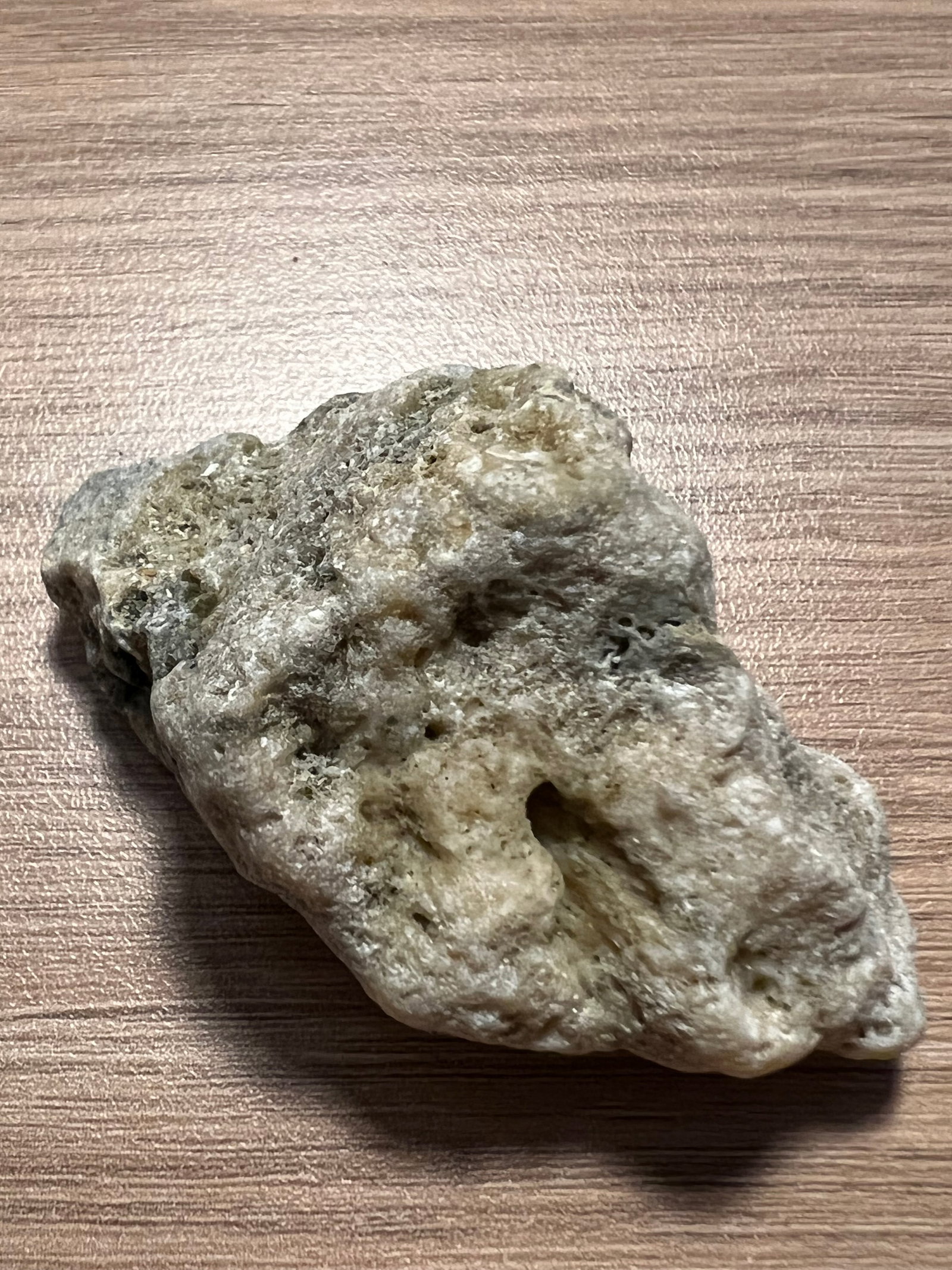 Naturally Form Ocean Beach Tumbled Stone or Rock: Naturall Form Ocean Beach Tumbled Stone or Rock. The dimension is 2 inches high x 2 inches wide. Please be aware that some of the items are vintage, secondhand, old ages, antiques and may have a