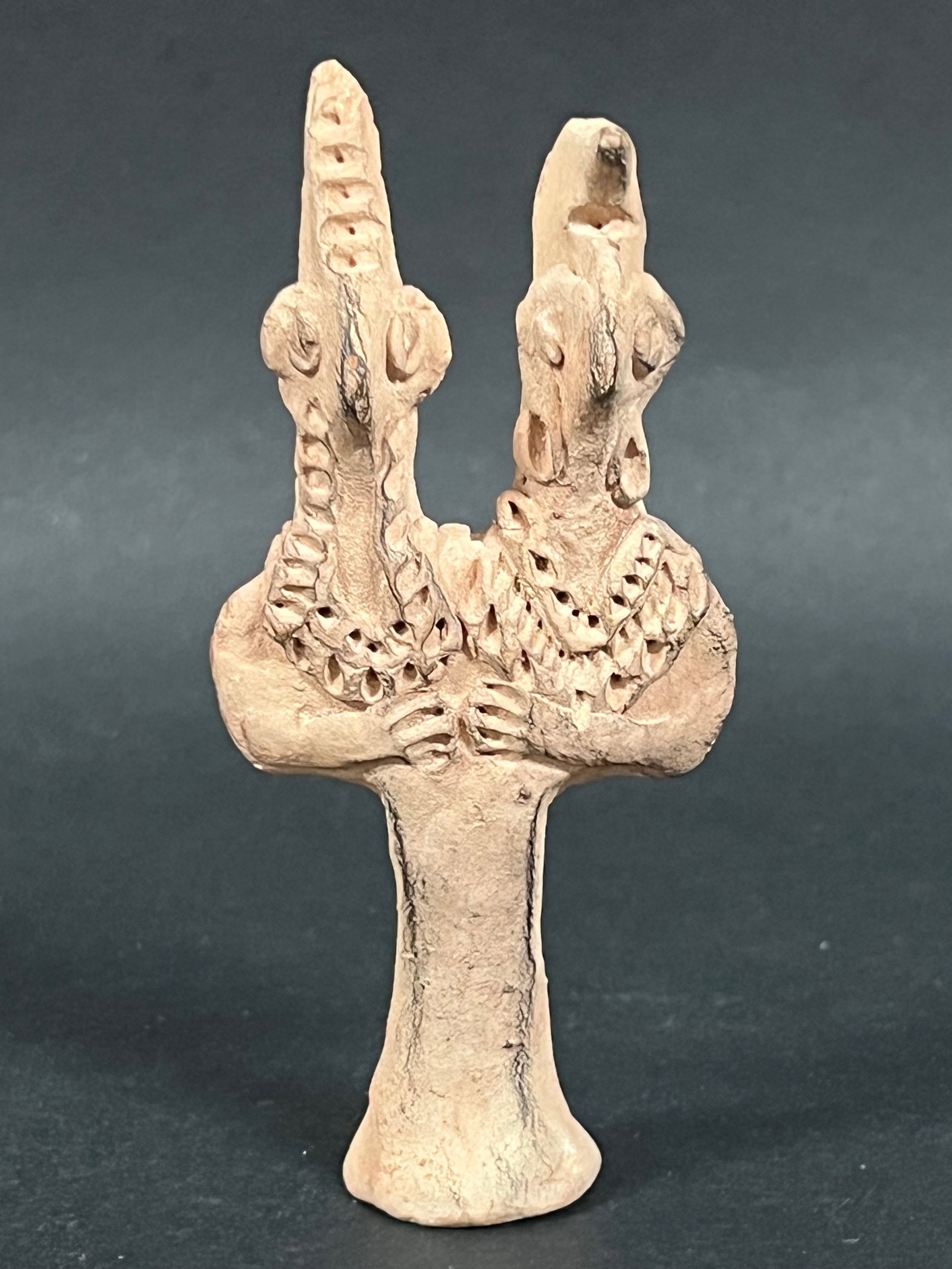 Roman Art Style Terra Cotta Double Headed Goddess Figure: Roman Art Style Terra Cotta Double Headed Goddess Figure. The dimension is 5 inches high x 2.25 inches wide. Please be aware that some of the items are vintage, secondhand, old ages, antiques and may 