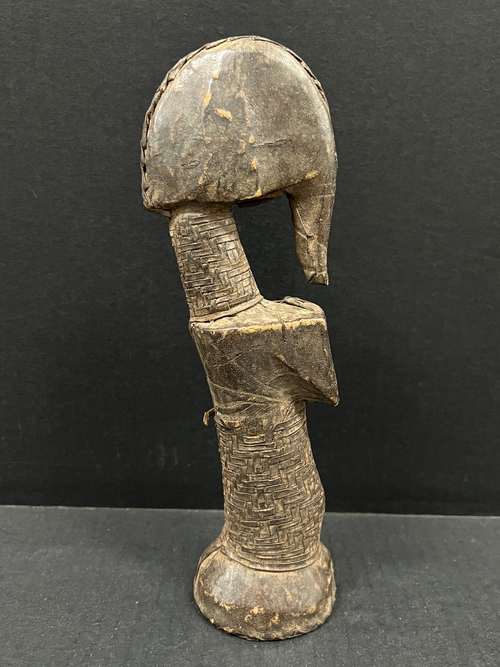 Mossi Fertility Doll: African Tribal Art Mossi Fertility Doll. The dimension is 10 inches high x 3.5 inches wide. Please be aware that some of the items are vintage, secondhand, old ages, antiques and may have a defects