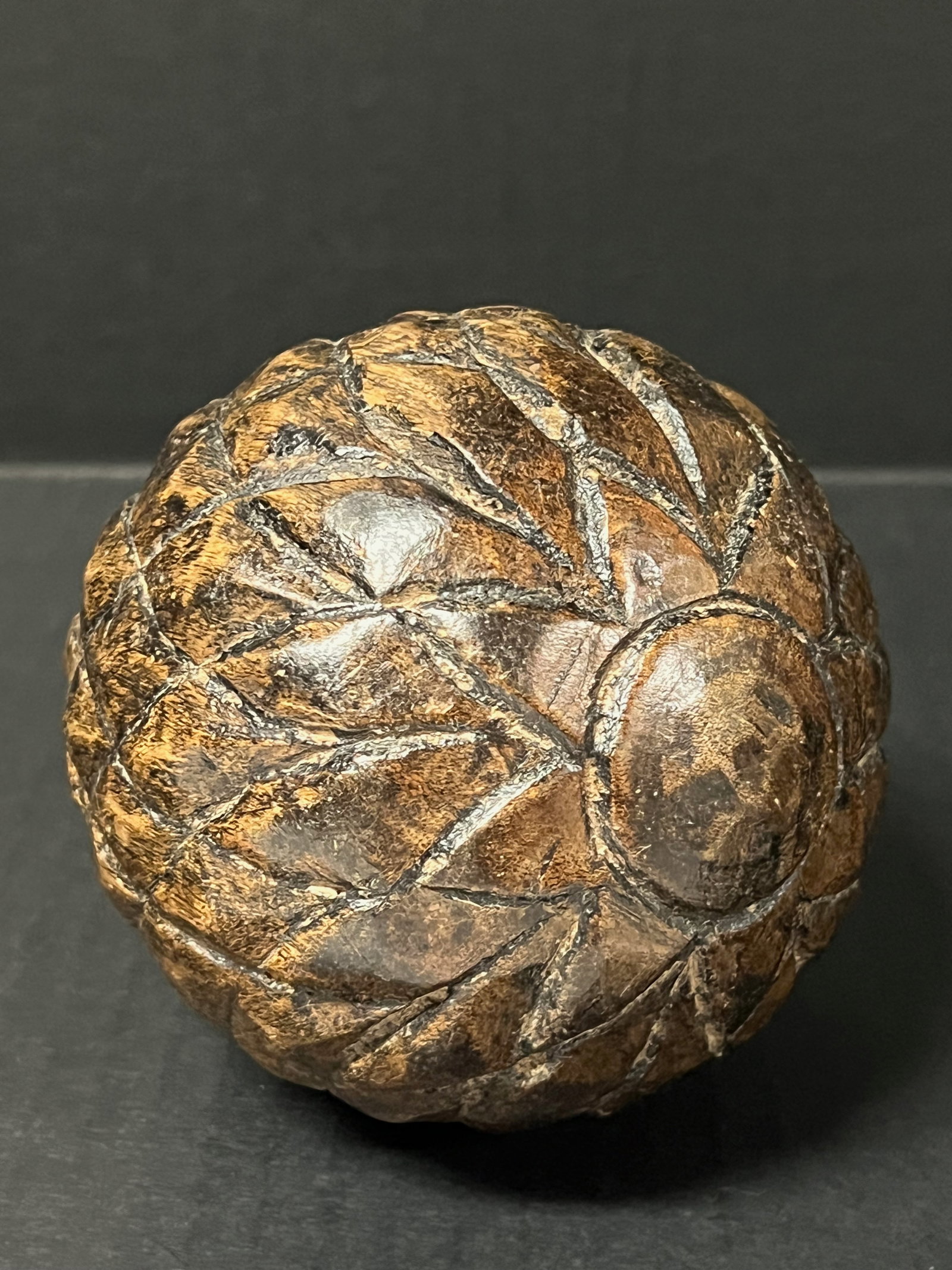 Folk Art Carved Wooden Ball: Folk Art Carved Wooden Ball. The dimension is 4 inches high x 4 inches wide. Please be aware that some of the items are vintage, secondhand, old ages, antiques and may have a defects or sign of ages,