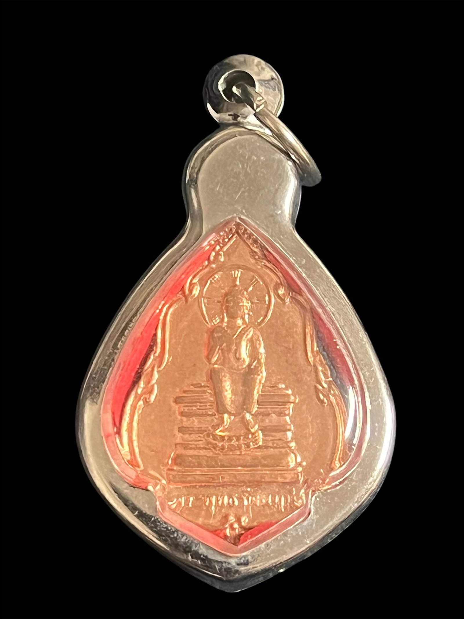 Thai Buddha Amulet Pendant: Thai Buddha Amulet Pendant. The dimension is 1.5 inches high x 1.5 inches wide. Please be aware that some of the items are vintage, secondhand, old ages, antiques and may have a defects or sign of age