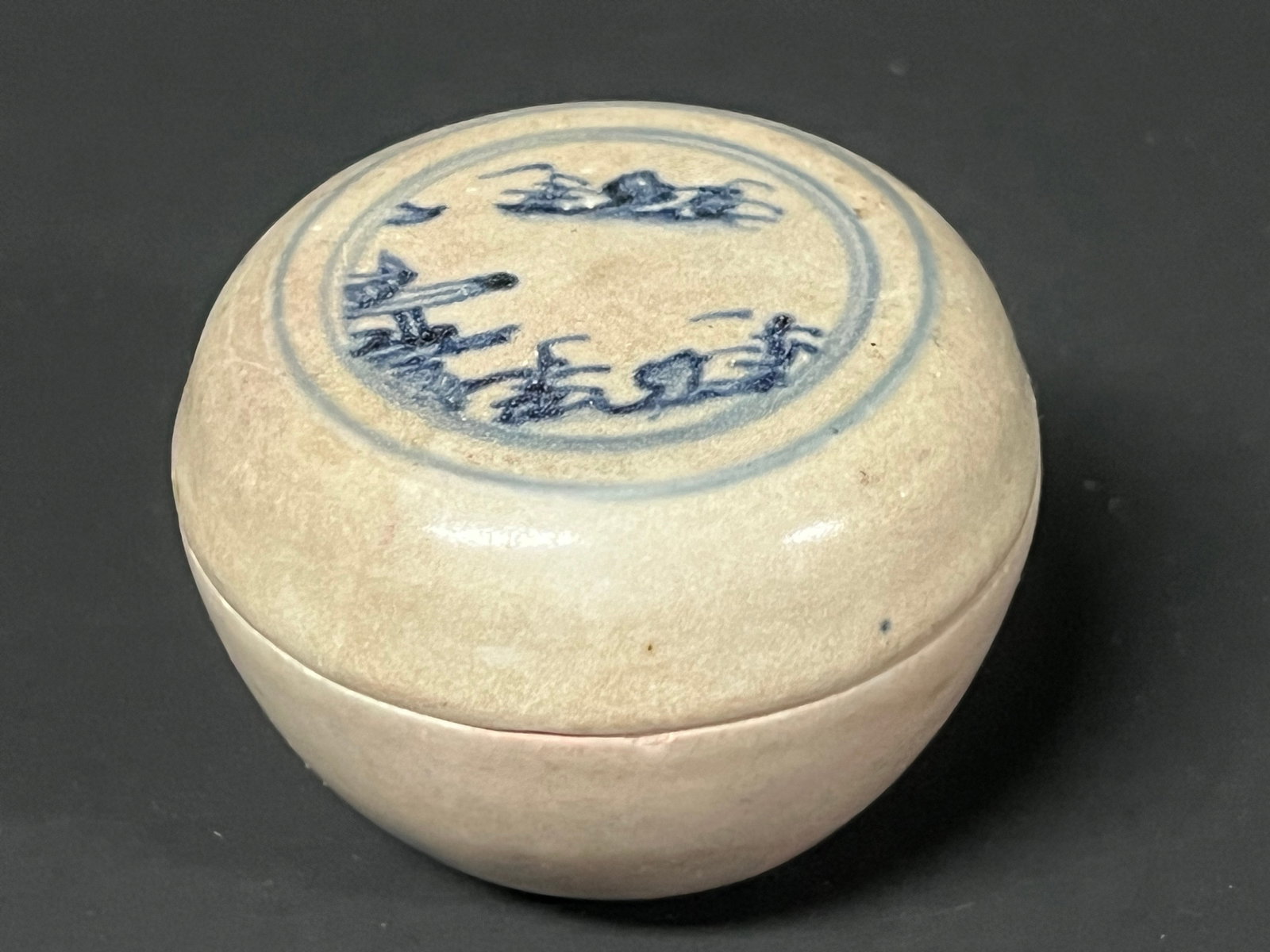 Porcelain Blue and White Pill Box: Chinese Art Porcelain Blue and White Pill Box. The dimension is 2 inches high x 2 inches wide. Please be aware that some of the items are vintage, secondhand, old ages, antiques and may have a defects