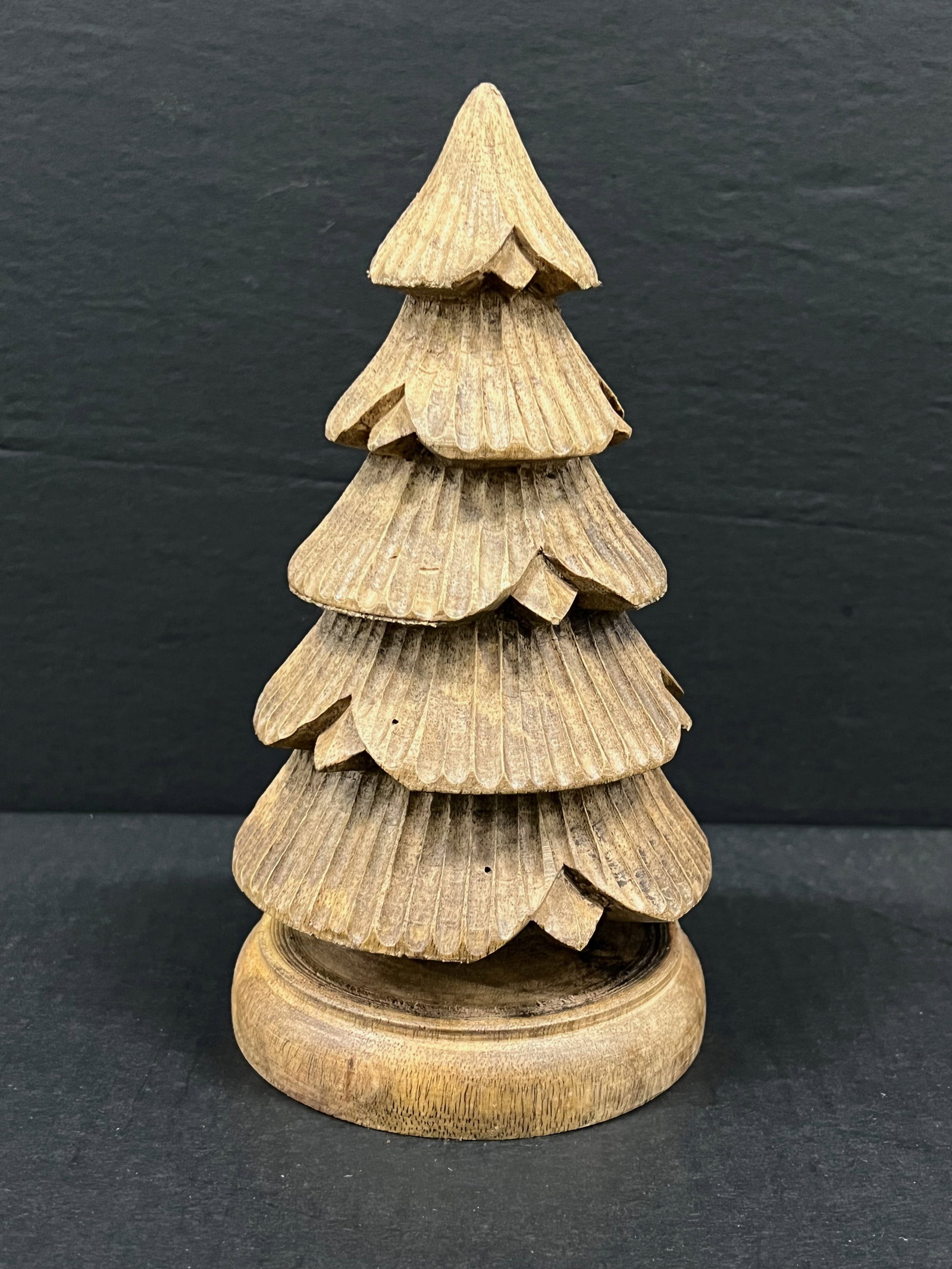 Carved Wood Christmas Tree Sculpture: Folk Art Carved Wood Christmas Tree Sculpture. The dimension is 8.25 inches high x 4.25 inches wide. Please be aware that some of the items are vintage, secondhand, old ages, antiques and may have a